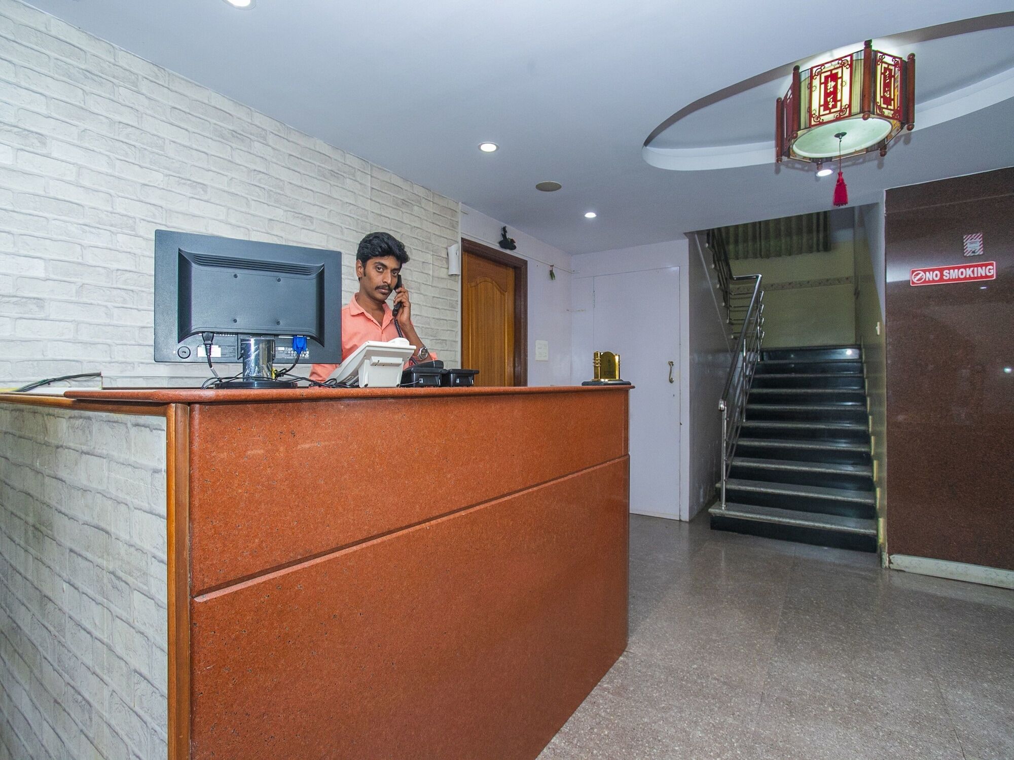Oyo 23360 White Bricks Inn Bangalore Exterior photo